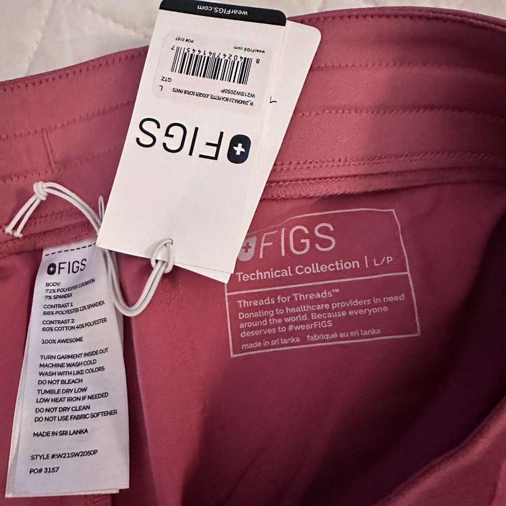 FIGS Zamora scrub joggers